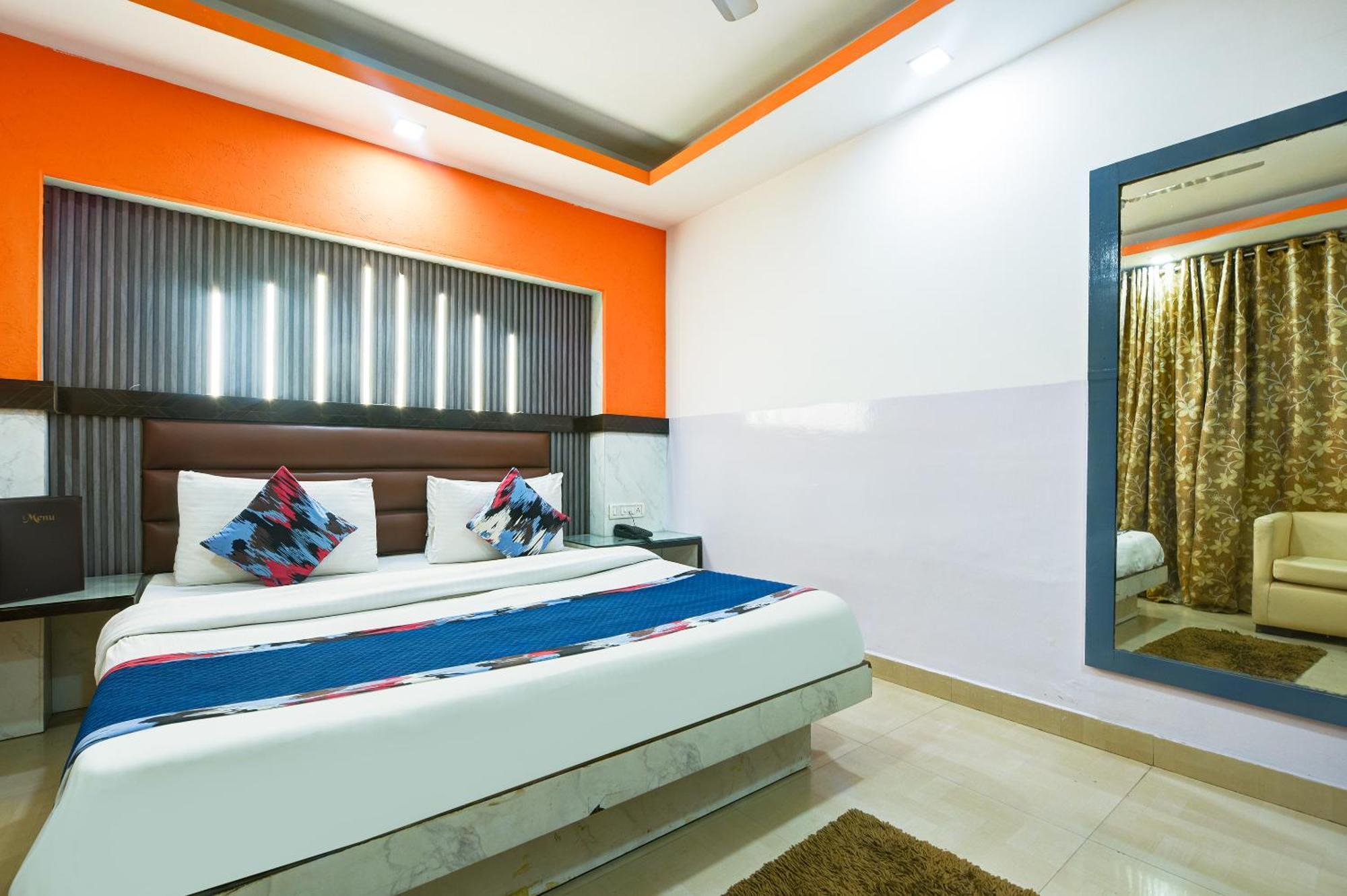 Hotel Shri Vinayak In City Centre At New Delhi Railway Station-By Rcg Hotels Exterior photo