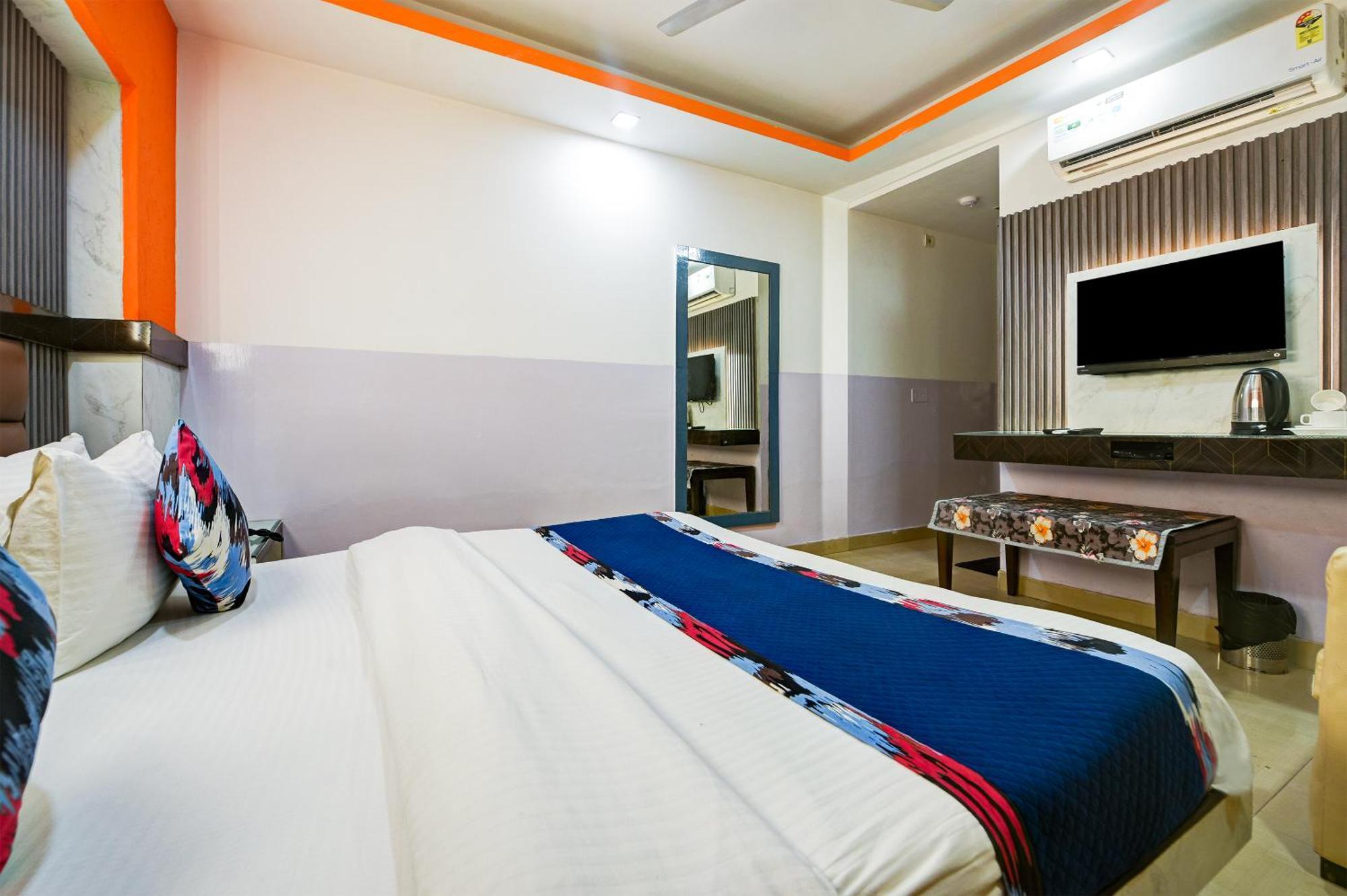 Hotel Shri Vinayak In City Centre At New Delhi Railway Station-By Rcg Hotels Exterior photo