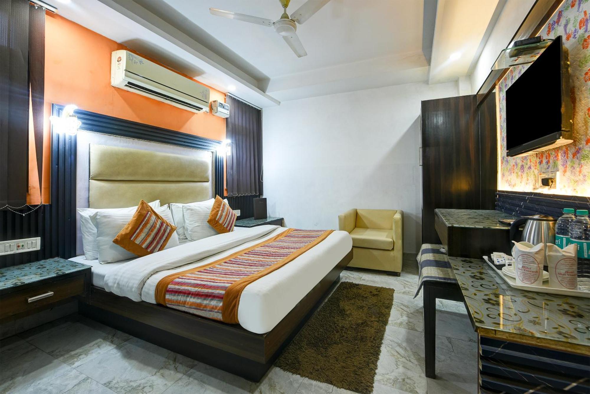 Hotel Shri Vinayak In City Centre At New Delhi Railway Station-By Rcg Hotels Exterior photo