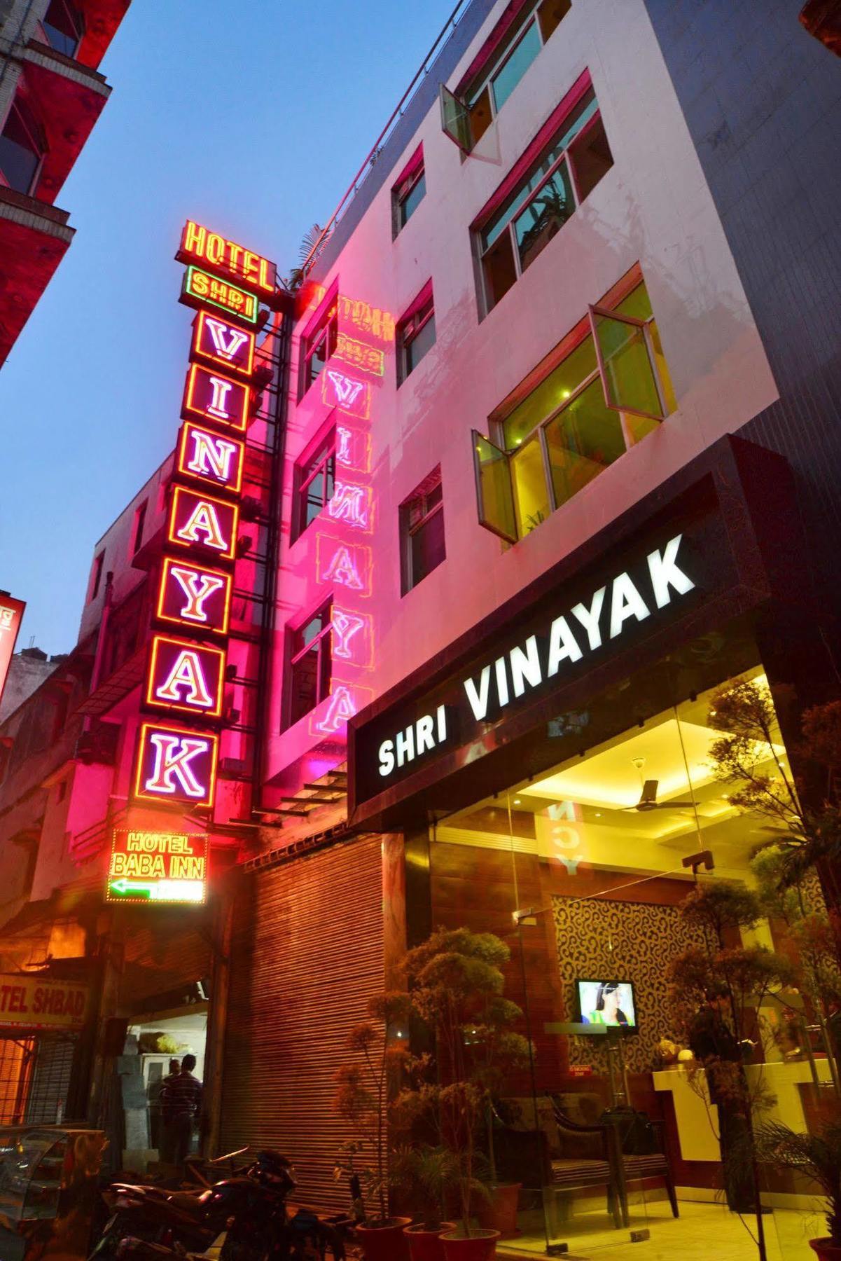 Hotel Shri Vinayak In City Centre At New Delhi Railway Station-By Rcg Hotels Exterior photo